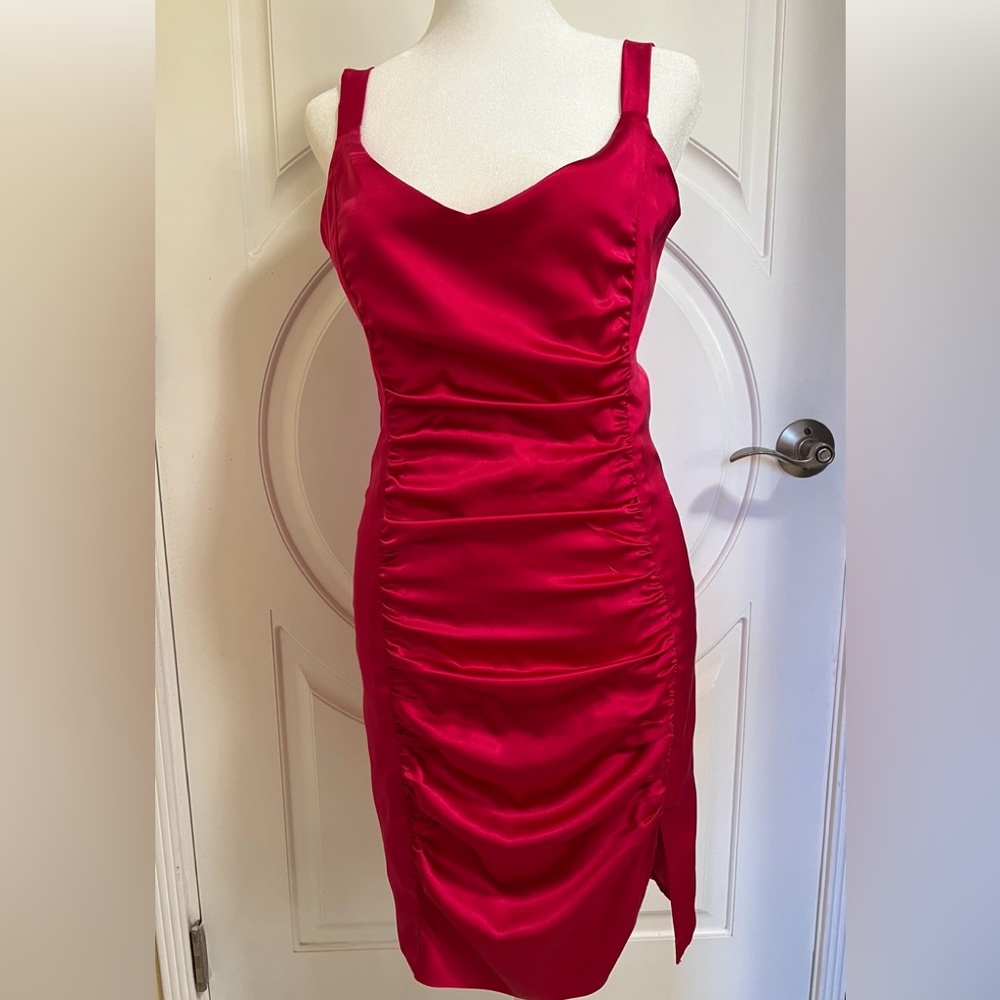 Beautiful red dress size small